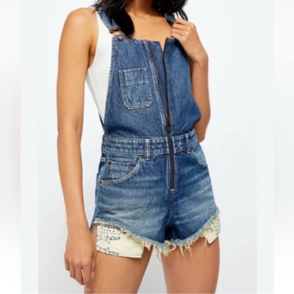 We The Free Denim Short Overalls 👖